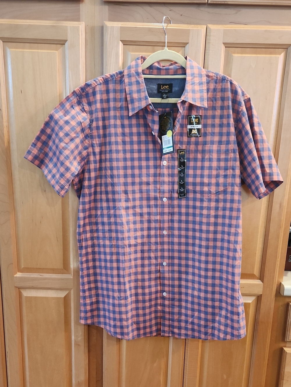 Lee Men’s Short-Sleeve Gingham Button-Down Shirt in Coral and Navy